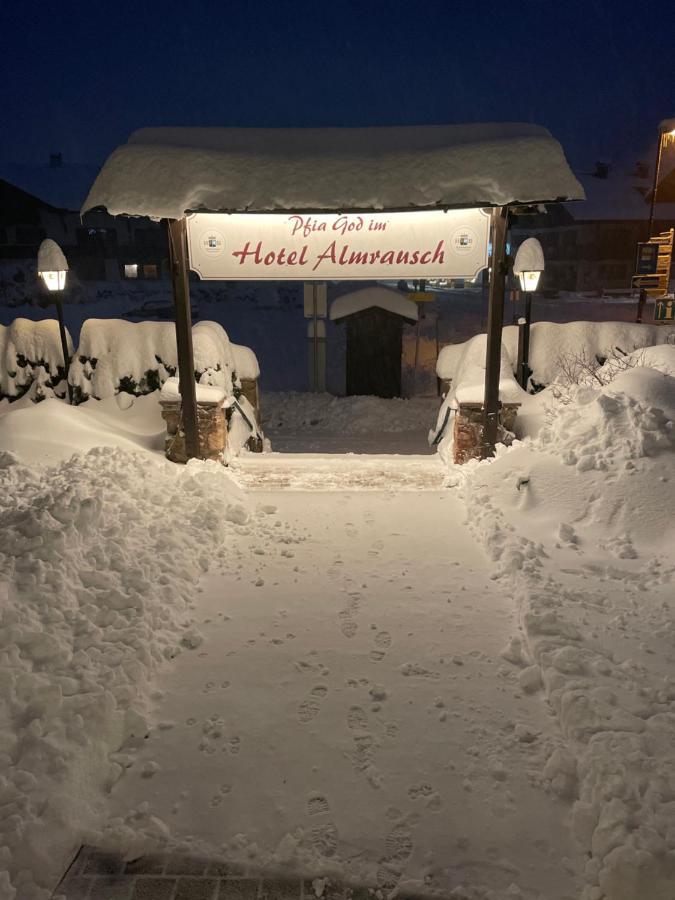רייט אים וינקל Hotel Almrausch מראה חיצוני תמונה