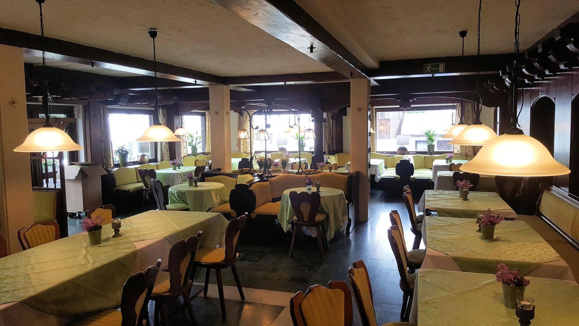 רייט אים וינקל Hotel Almrausch מראה חיצוני תמונה
