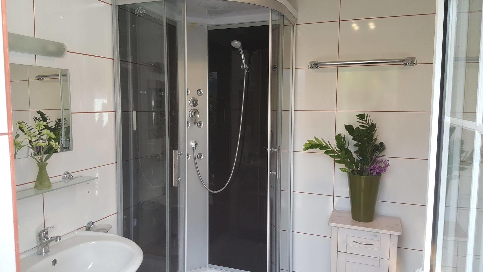רייט אים וינקל Hotel Almrausch מראה חיצוני תמונה